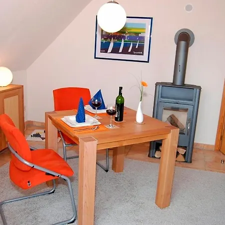 Lindenstrasse הייליגנהאפן